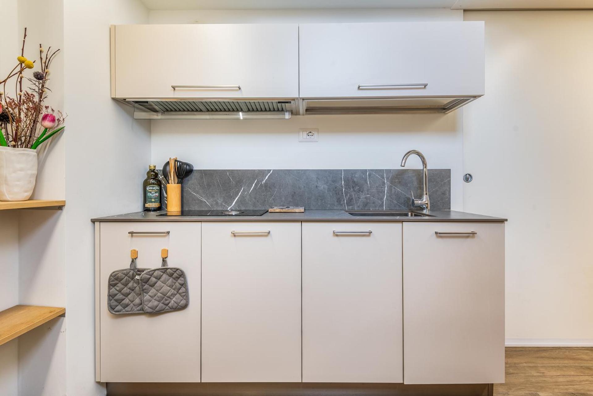Milano 2 Pax Wi-Fi Porta Ticinese Apartment Bagian luar foto